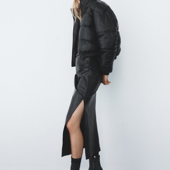 ZARA Black Faux Leather Pencil Skirt - Picture 1 of 16